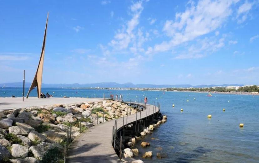 Apartamentos Intersalou Priorat Εξωτερικό φωτογραφία