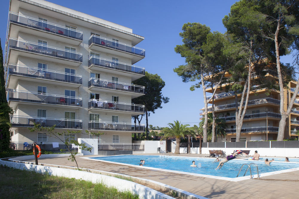 Apartamentos Intersalou Priorat Εξωτερικό φωτογραφία