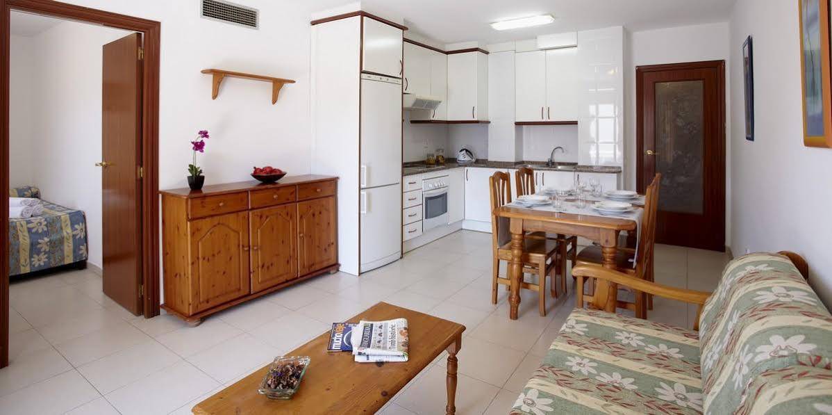 Apartamentos Intersalou Priorat Εξωτερικό φωτογραφία